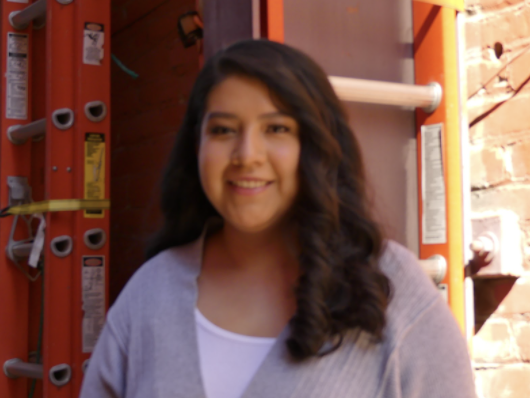 Photo of intern Margelia Perez Moreno with mask off